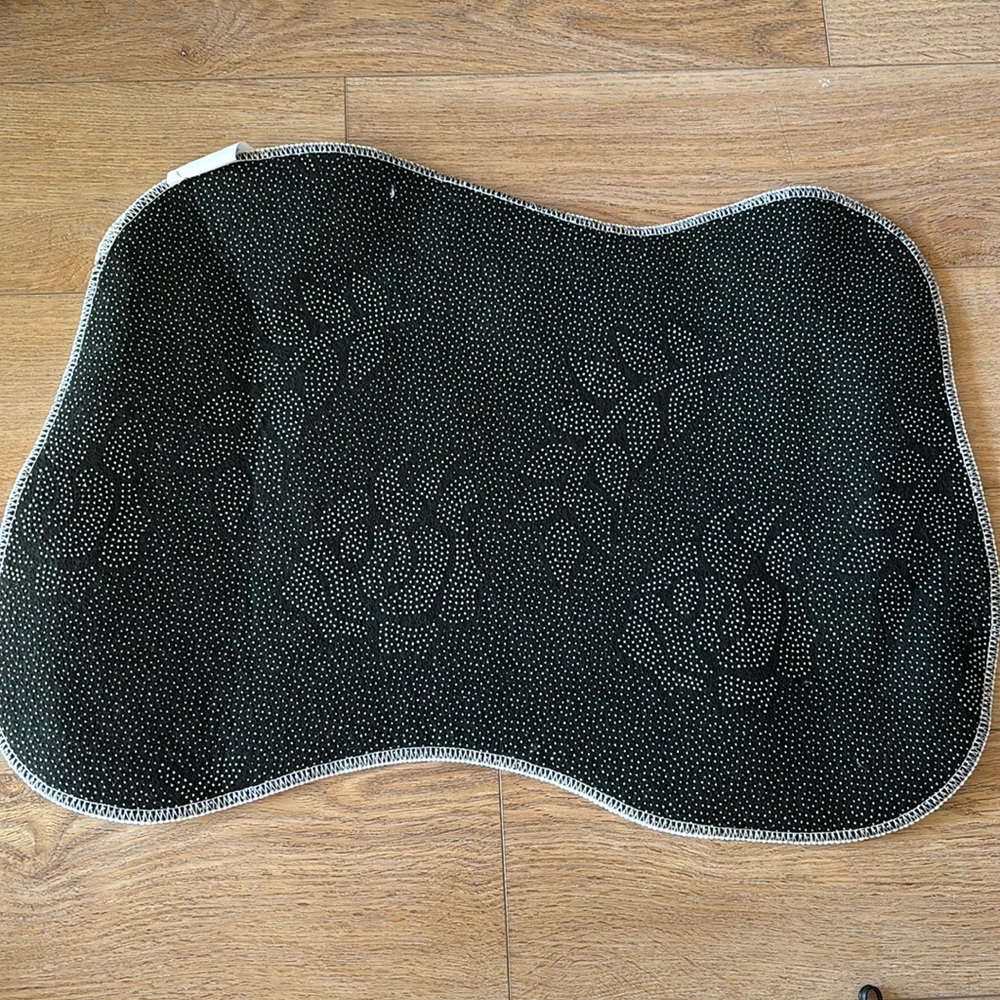 Adorable Dog Themed Rug - Picture 7 of 8